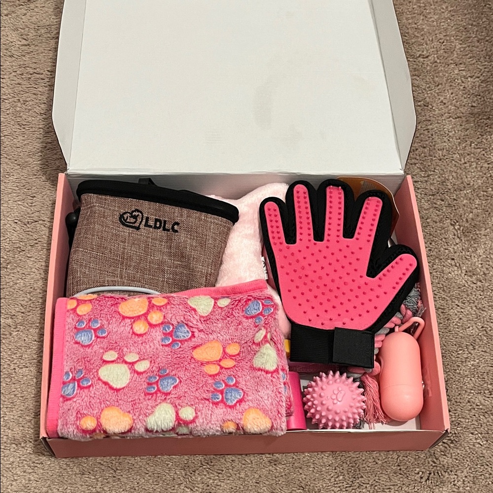 Pink Pet Kit with Glove and Toys in Beautiful Pink Box - Picture 6 of 11